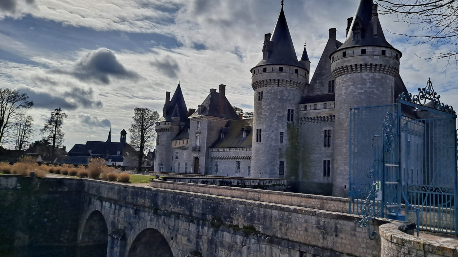 Visite historique au château de Sully 